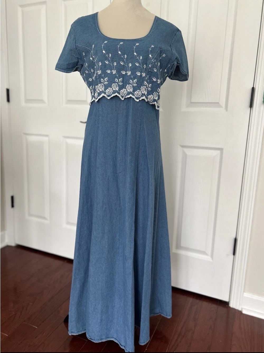 Vintage Jody Of California Denim Blue Floral Jean Long Dress Women Size 9 USA